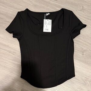 Black Short Sleeve Top